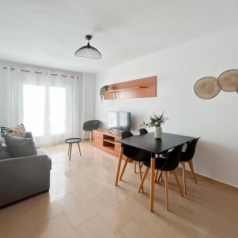 Apartamentos Las Mercedes - Two-Bedroom Standard Apartment - 1