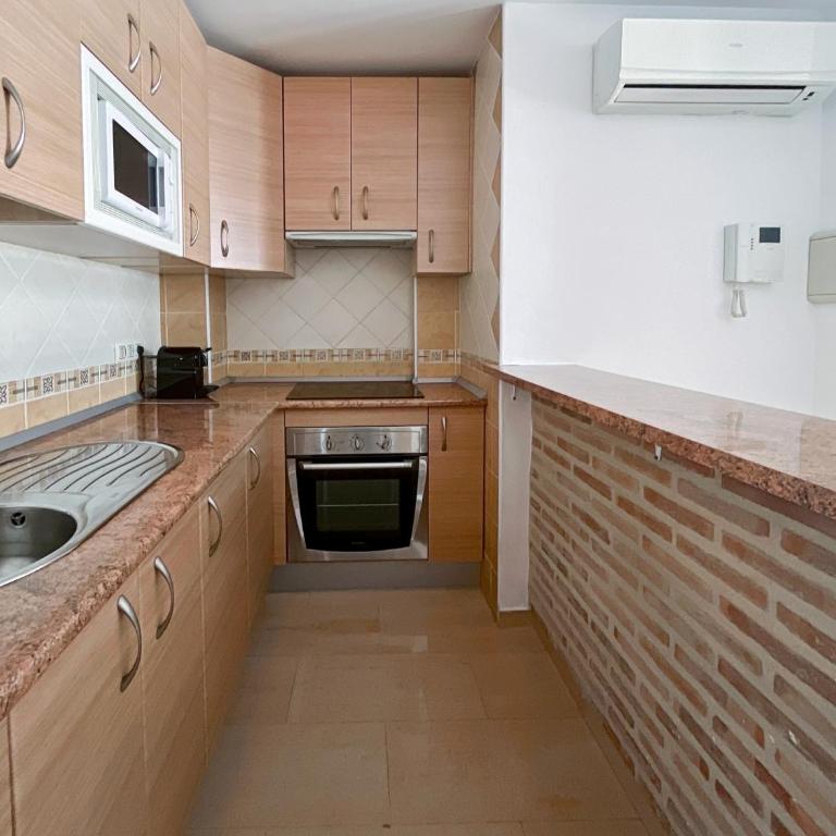 Apartamentos Las Mercedes - Two-Bedroom Standard Apartment - 12