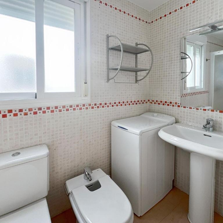 Apartamentos Las Mercedes - Two-Bedroom Standard Apartment - 4