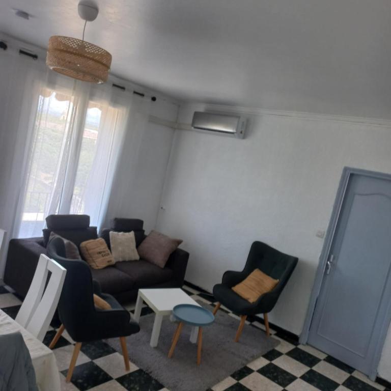 Ogooué appartement entier Lumineux 94m2 - Appartement 2 Chambres avec Vue sur la Montagne - 53