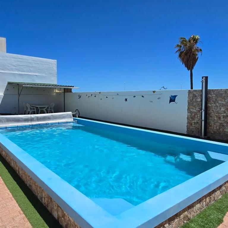 2 bedrooms - quiet location - pool - Adults only - Apartamento de 2 dormitorios con balcón y terraza - 4