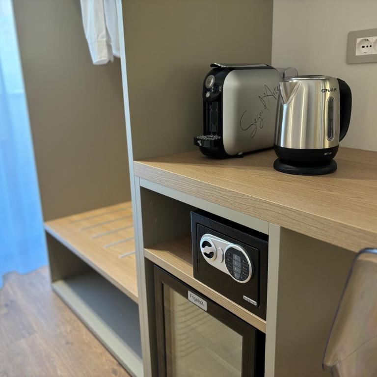 Robely rooms - Camera Matrimoniale con Bagno Privato - 5