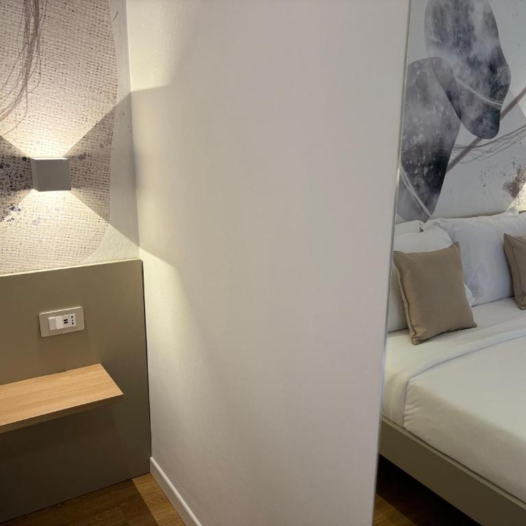 Robely rooms - Camera Matrimoniale con Bagno Privato - 2
