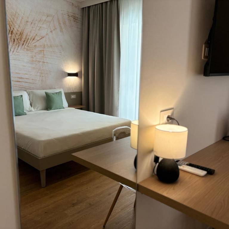 Robely rooms - Camera Matrimoniale con Balcone (2 Adulti + 1 Bambino) - 22