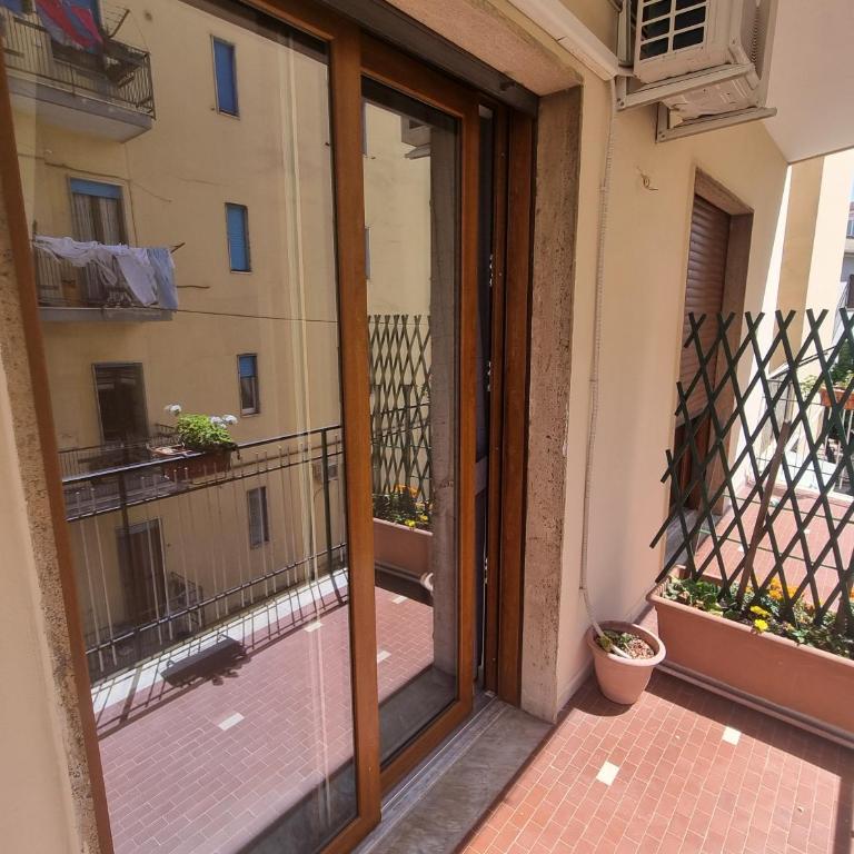 B&B Estia Domus - Camera Matrimoniale con Bagno Privato Esterno - 1