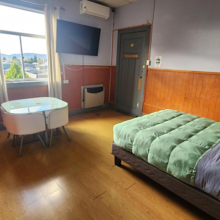 Hostal Capricho de Carlitos - Double Room with Private Bathroom - 5