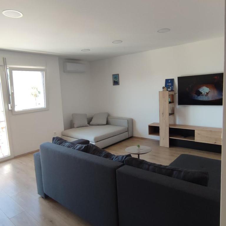Little Sunshine - One-Bedroom Apartment - 13