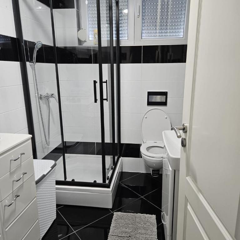 Apartman Aladin - Two-Bedroom Apartment - 31