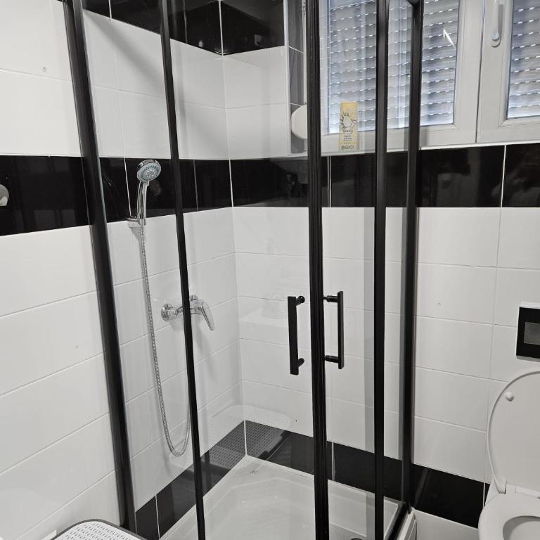 Apartman Aladin - Two-Bedroom Apartment - 30