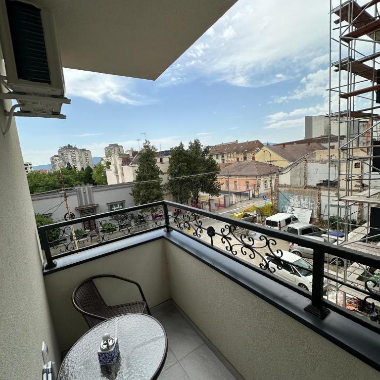 Stan sa 3 spavaće sobe - Three-Bedroom Apartment - 13