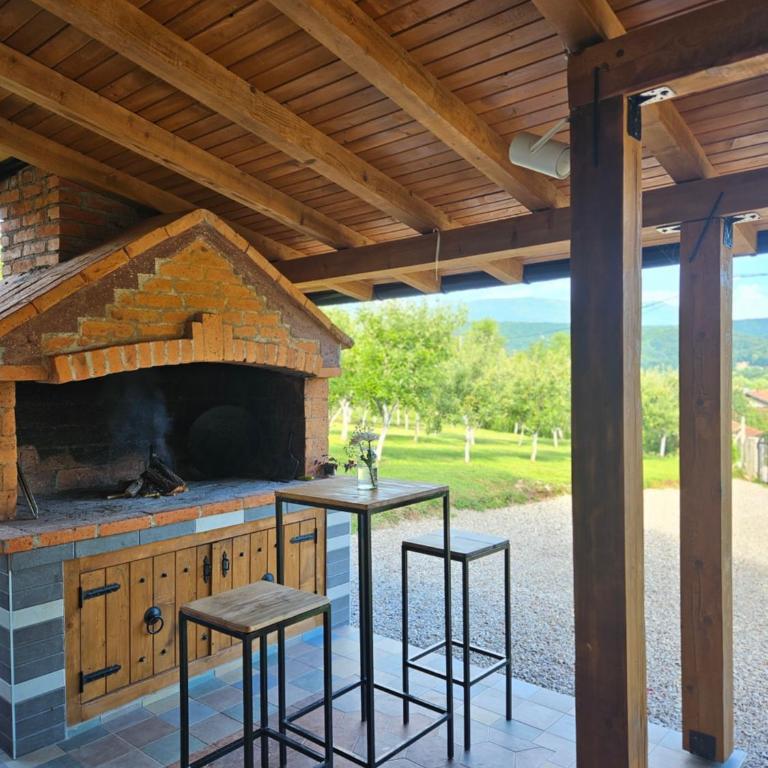 Seosko domaćinstvo Bajbut - Four-Bedroom House - 24