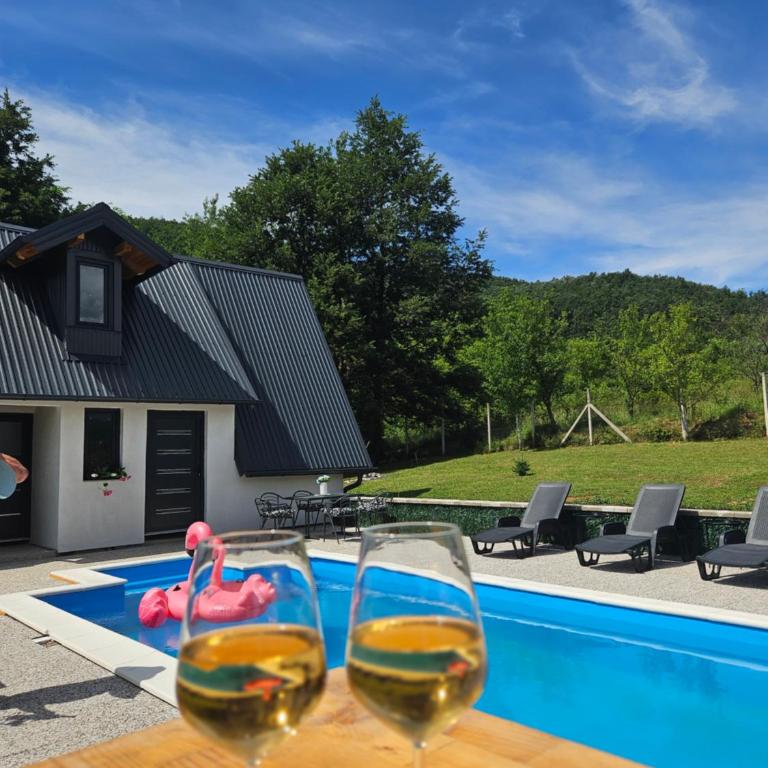 Seosko domaćinstvo Bajbut - Four-Bedroom House - 37
