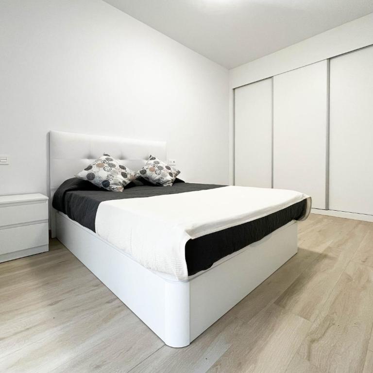 Apartamento Nuevo en Fuengirola - Apartamento - 6