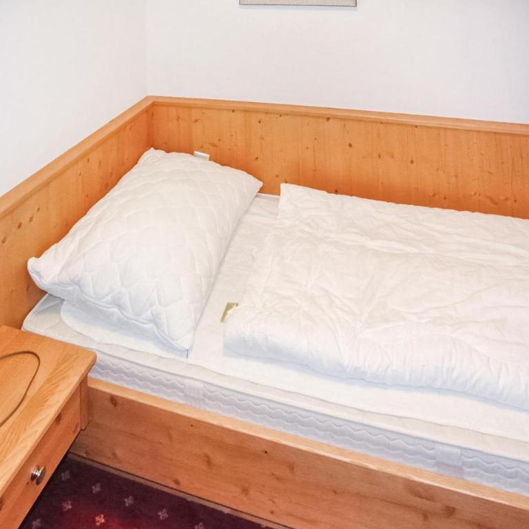 Gemuetliche Ferienwohnung - Two-Bedroom Apartment - 8