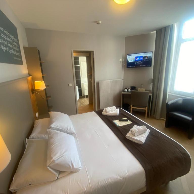 Hôtel Villa Des 2 Caps - Chambre Confort avec Baignoire - 2