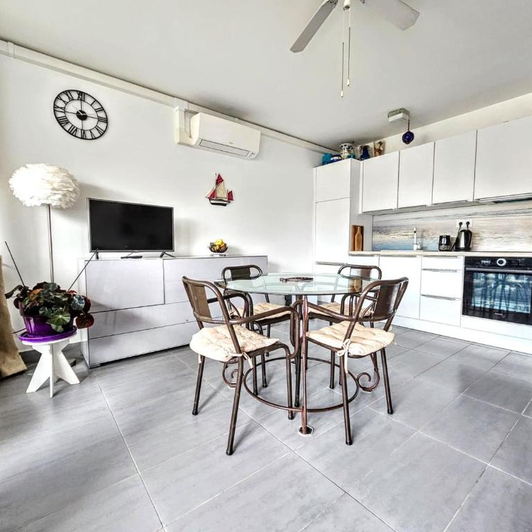 Saint-Cyprien : T2 avec Terrasse, Clim et Parking, Près de la Plage - FR-1-309-470 - Apartment - 6