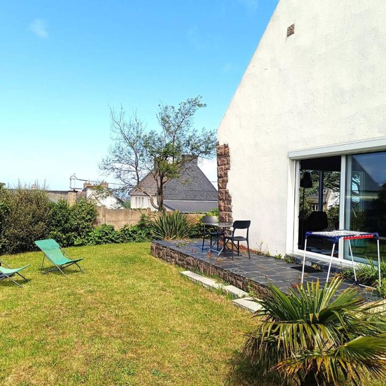 Maison à Perros-Guirec avec Jardin, Terrasse, Parking et Animaux Acceptés - FR-1-368-427 - Vacation Home - 1