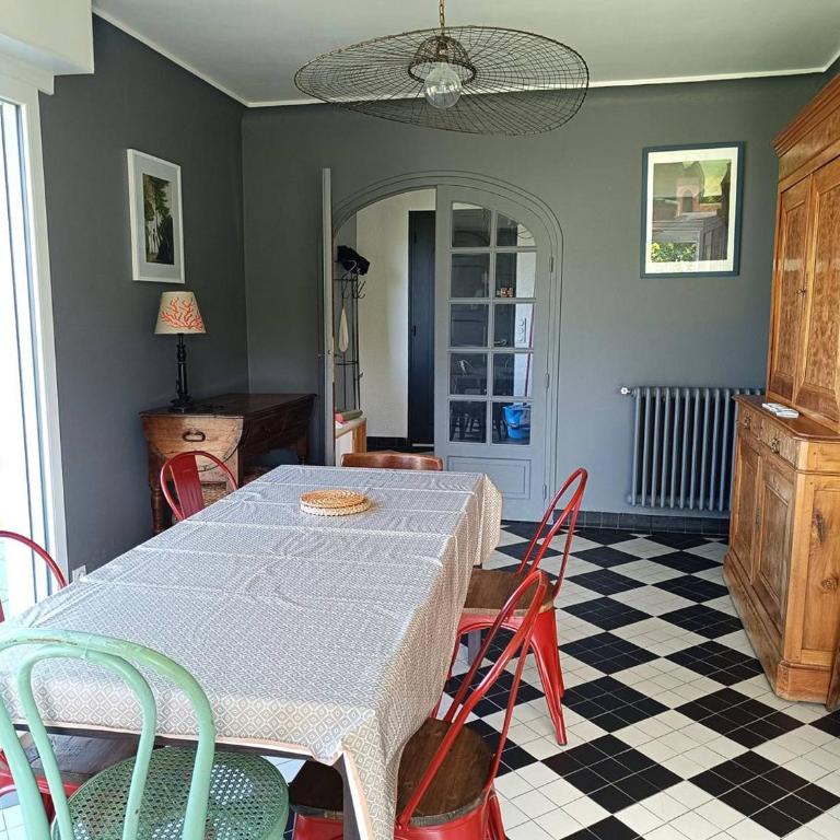 Maison à Perros-Guirec avec Jardin, Terrasse, Parking et Animaux Acceptés - FR-1-368-427 - Vacation Home - 17