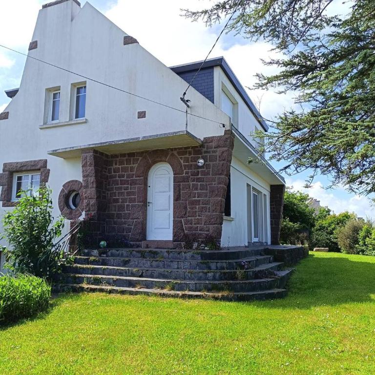 Maison à Perros-Guirec avec Jardin, Terrasse, Parking et Animaux Acceptés - FR-1-368-427 - Vacation Home - 30