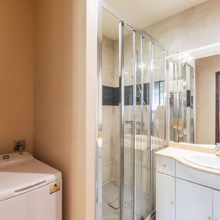 Appartement T3 au centre de Cauterets - FR-1-401-293 - Appartement - 8