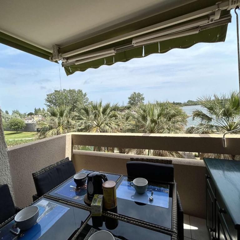 Appt 2P 6 pers avec piscine et parking à Port Camargue - FR-1-250-288 - Appartamento - 4
