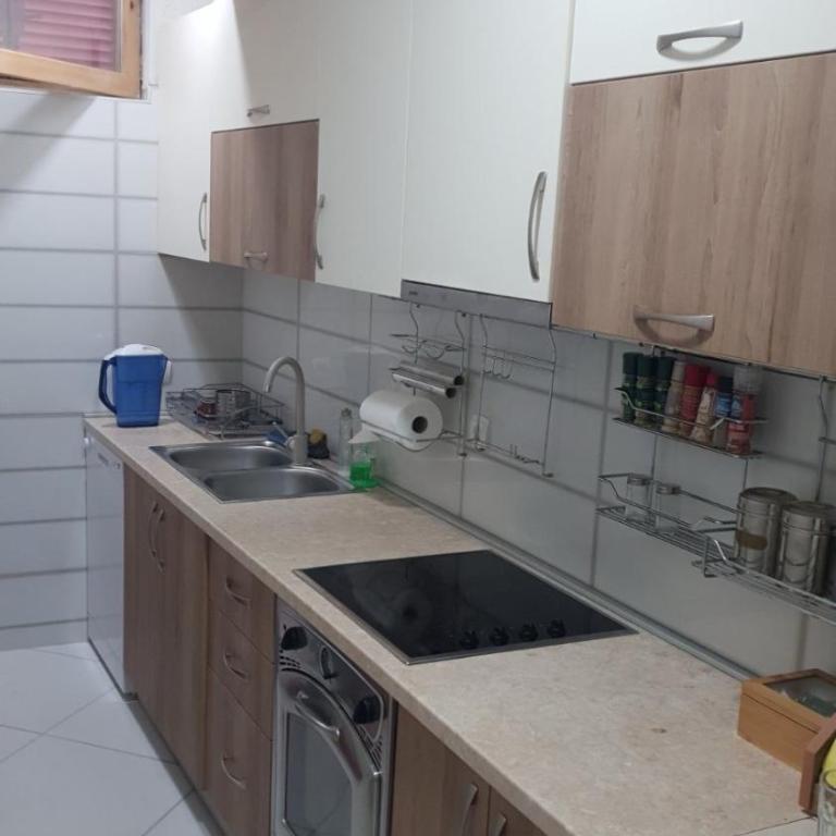 Monte Durmitor - Two-Bedroom Apartment with Mountain View - 8