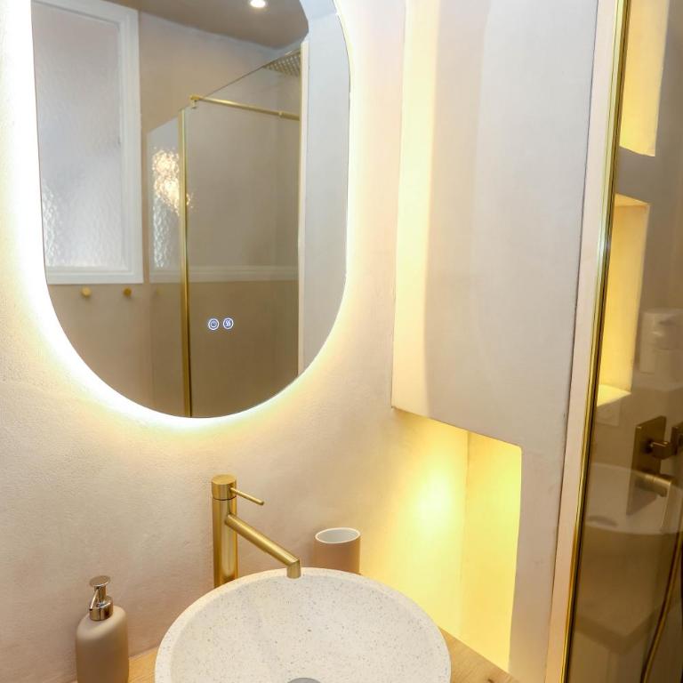 Nice carré d'or proche Negresco - Appartement 2 Chambres - 13