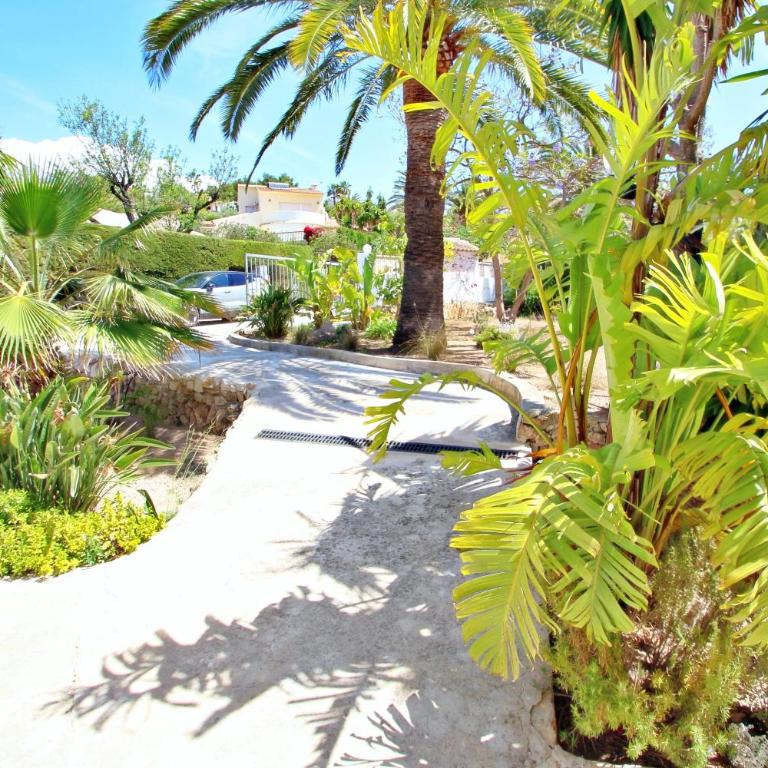 Mimosa - pretty holiday property with private pool in Moraira - Villa with Private Pool - 16