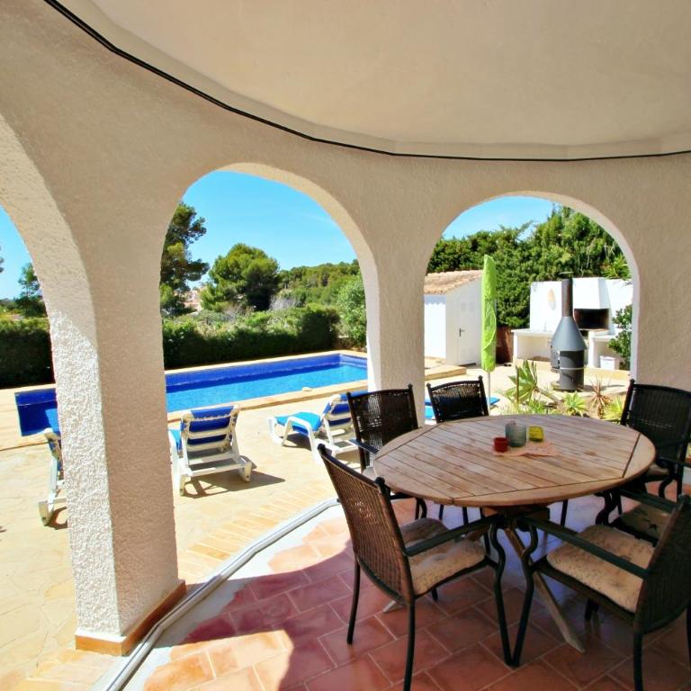 Mimosa - pretty holiday property with private pool in Moraira - Villa with Private Pool - 8