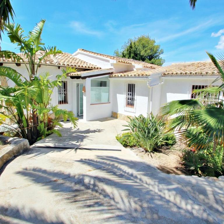 Mimosa - pretty holiday property with private pool in Moraira - Villa with Private Pool - 12