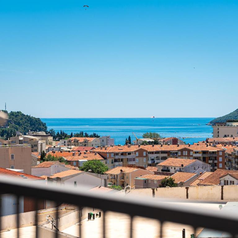 Rooftop Apartments & Rooms - Deluxe Double Room with Balcony and Sea View - 4
