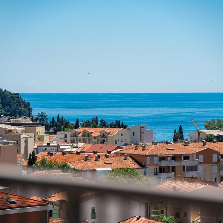 Rooftop Apartments & Rooms - Deluxe Double Room with Balcony and Sea View - 1
