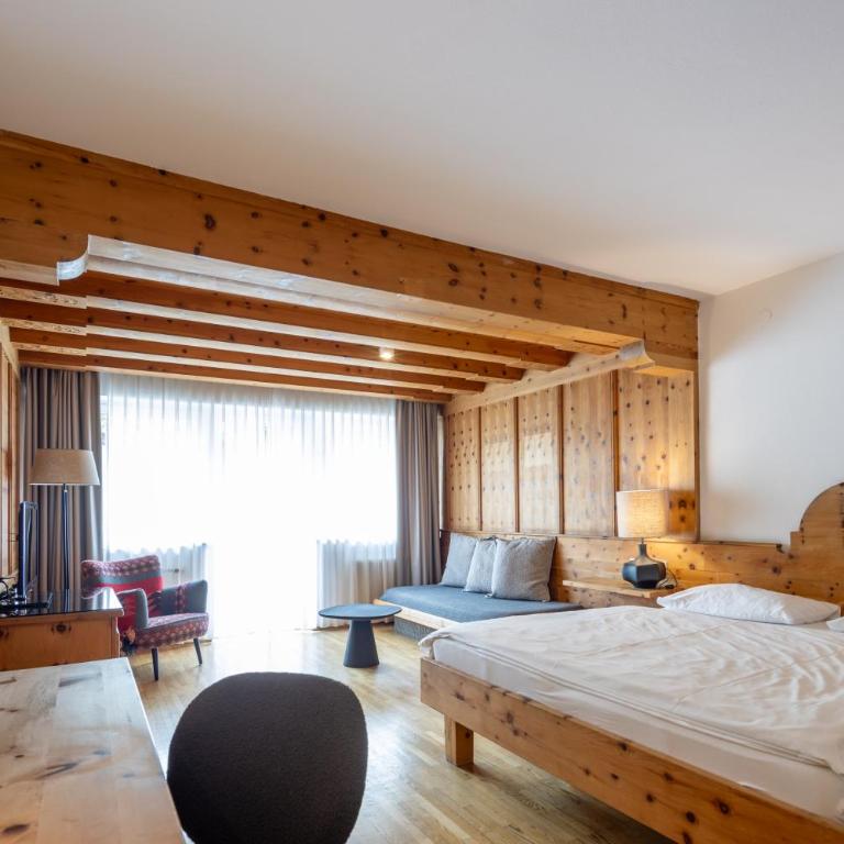 Q! Hotel Maria Theresia - Hahnenkamm Doppelzimmer mit Balkon - 2