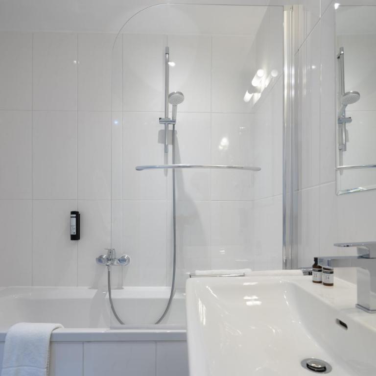 Q! Hotel Maria Theresia - Superior Doppelzimmer - 5