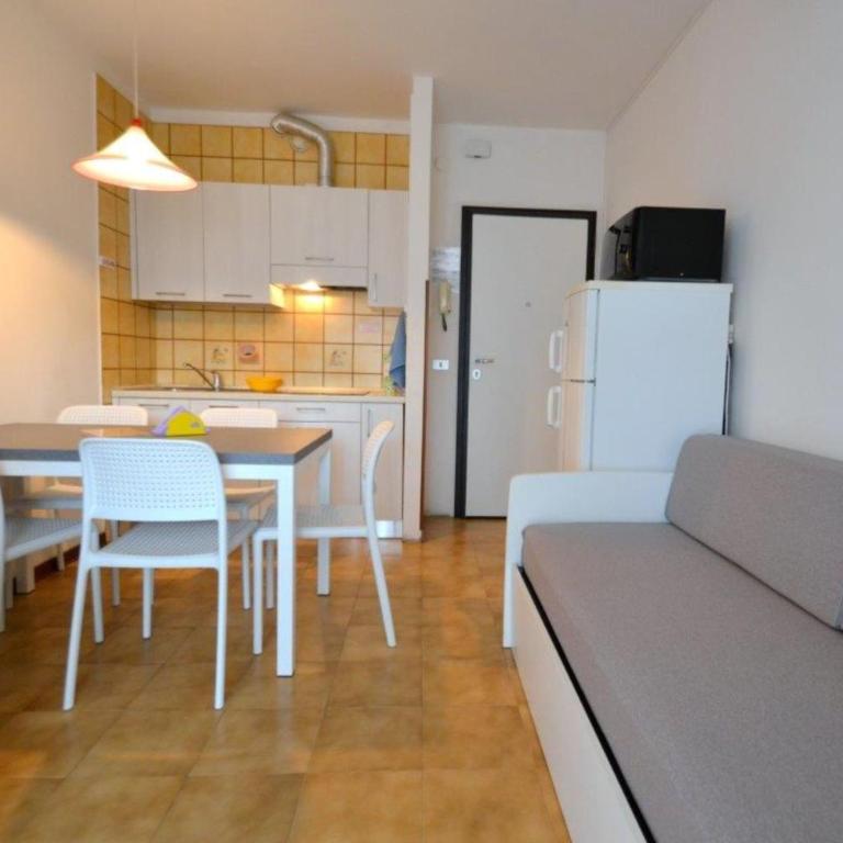 Patrick - Appartamento con 2 Camere da Letto - 2