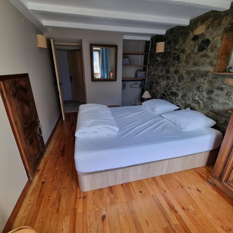 CHALETS JEANNE & ARNOL à Allemond - Grand Domaine Alpe d'Huez - Chalet 3 Chambres - 6