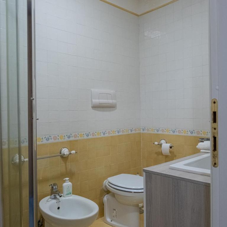 Real Domus - Appartamento con 2 Camere da Letto - 4