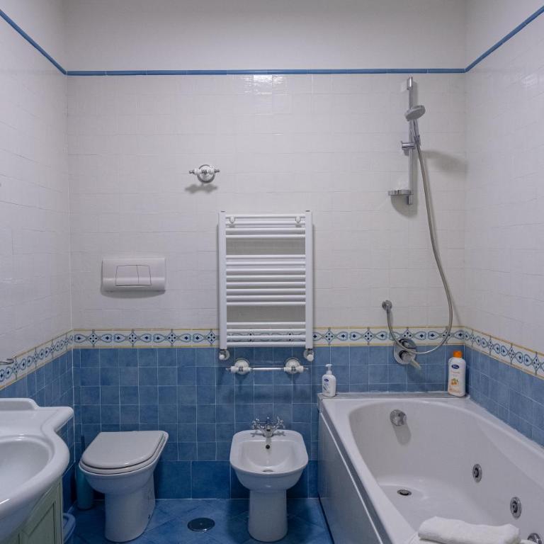 Real Domus - Appartamento con 2 Camere da Letto - 10