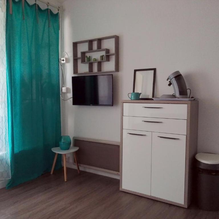 Bel appartement 4 personnes dans résidence privée avec Parking - Appartamento con 1 Camera da Letto e Vista Giardino - 10