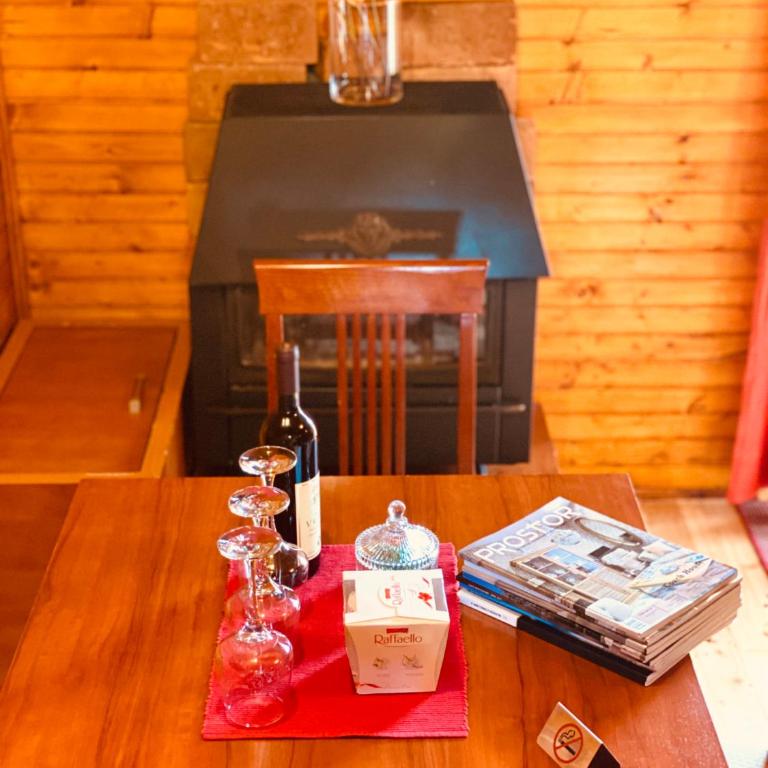 Lulu Cottage - Two-Bedroom House - 28