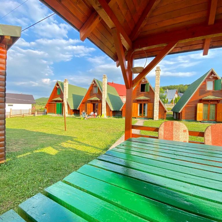 Lulu Cottage - Two-Bedroom House - 22