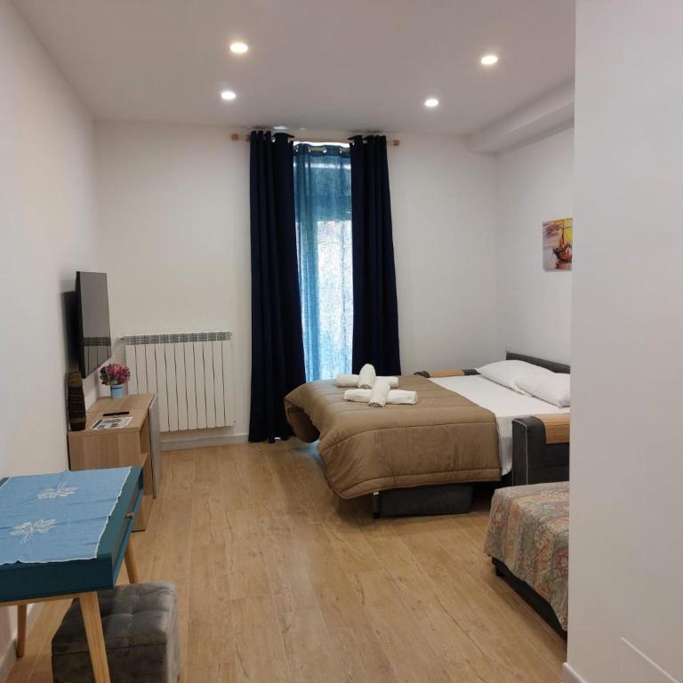 B&B Terrazza In Centro - Camera Tripla Comfort - 11