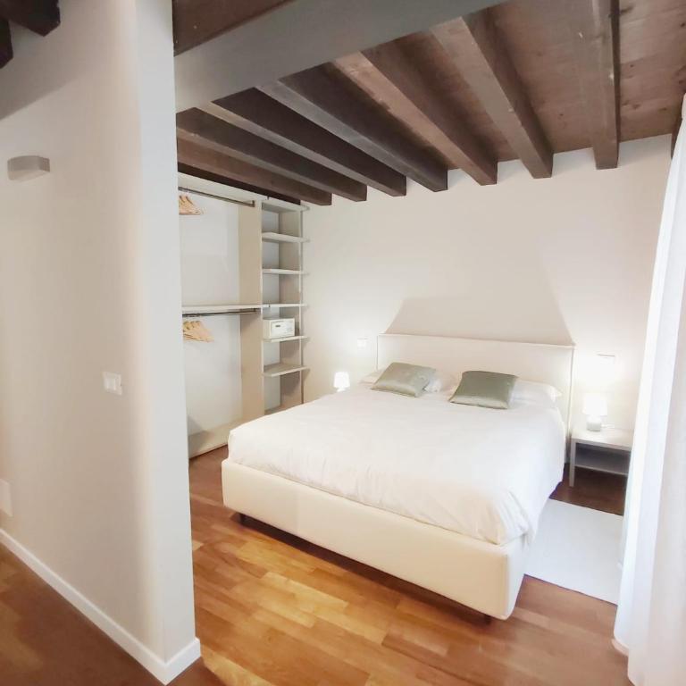 CA' DEI BURANELLI - CENTRO CITTA' - Appartement 1 Chambre Deluxe - Vue sur Ville - 16