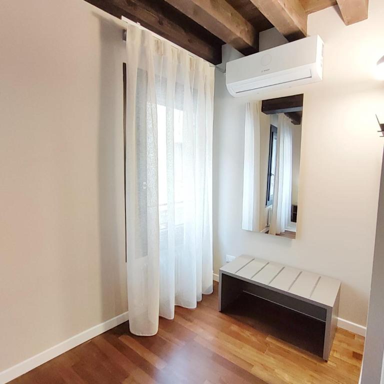 CA' DEI BURANELLI - CENTRO CITTA' - Appartement 1 Chambre Deluxe - Vue sur Ville - 14