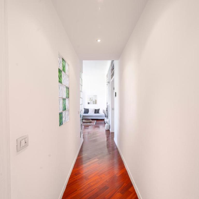 Roomy Central Flat with Garage - Porta Romana - Appartamento con 1 Camera da Letto - 23
