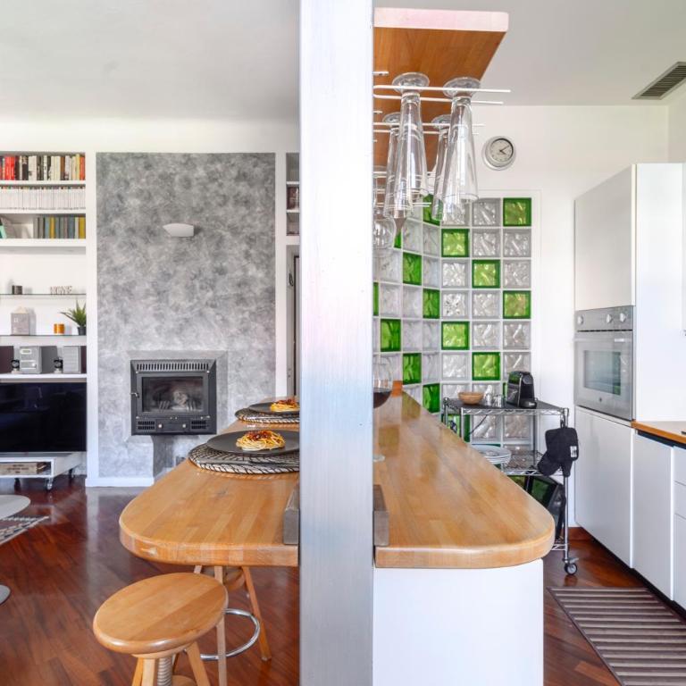 Roomy Central Flat with Garage - Porta Romana - Appartamento con 1 Camera da Letto - 3