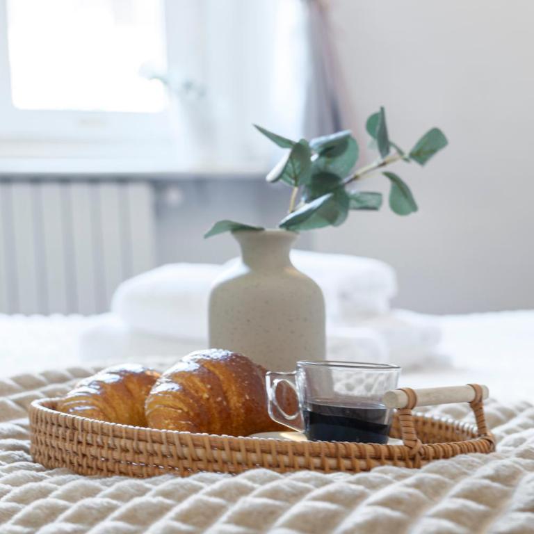 Roomy Central Flat with Garage - Porta Romana - Appartamento con 1 Camera da Letto - 15