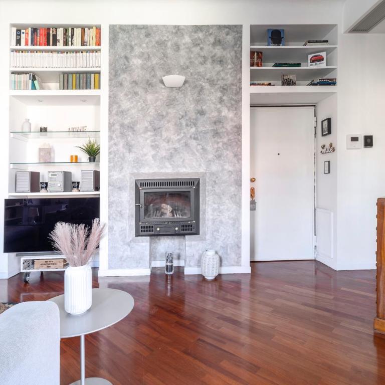 Roomy Central Flat with Garage - Porta Romana - Appartamento con 1 Camera da Letto - 21