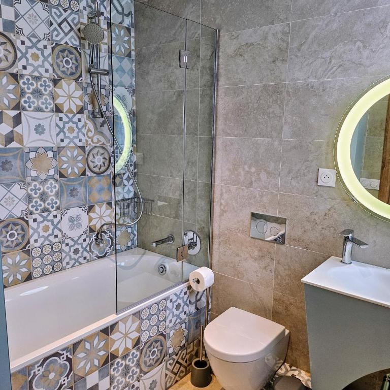 Charmant studio près de la plage avec jacuzzi et terrasse privative - Apartamento de 1 dormitorio - 9