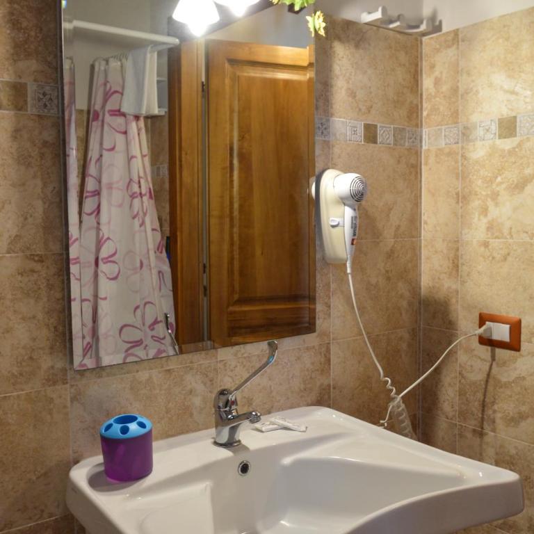 Podere La Damesca - Agriturismo "La Fraschetta" - Camera Tripla con Accesso Disabili - 5